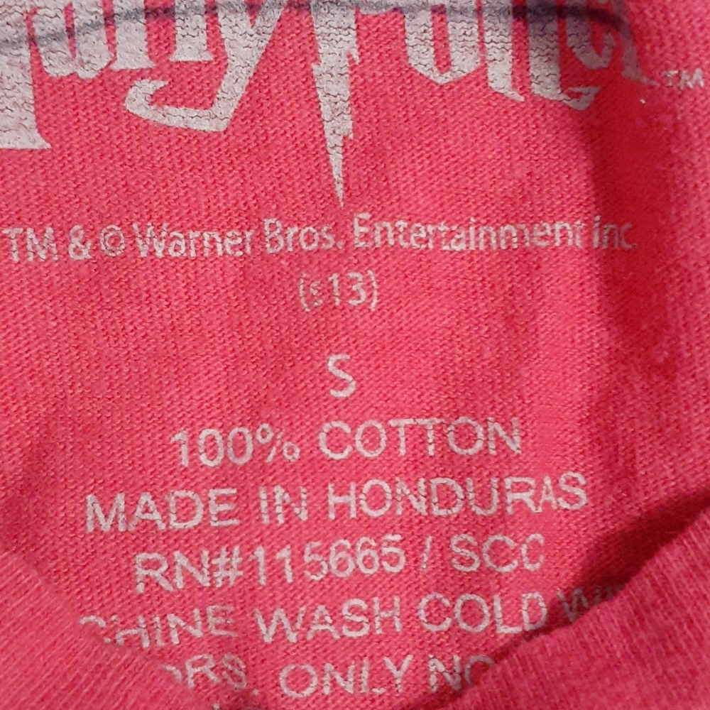 Pink Hogwarts Harry Potter shirt Warner bros - Picture 4 of 4